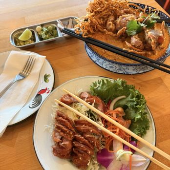 Chiang Rai - Khao Soi Noodle Issan Sausage - Thai Near Me - Long Beach, California