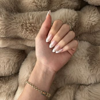 Holly and Hudson - Nail Salons Near Me - Irvine, California Holly and Hudson - Nail Salons Near Me - Irvine, California