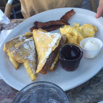 Cappys Cafe - French Toast with eggs and bacon - Breakfast & Brunch Near Me - Newport Beach, California