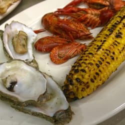 Cajun dinner (Mardi Gras buffet)