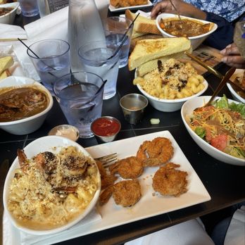 Esco Restaurant & Tapas Memphis - Seafood Mac n cheese with fried shrimp and gumbo - Lounges Near Me - Memphis, Tennessee
