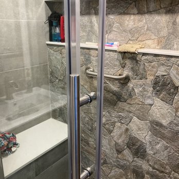Casile Novelli General Contractor - a glass shower door - General Contractors Near Me Casile Novelli General Contractor - a glass shower door - General Contractors Near Me