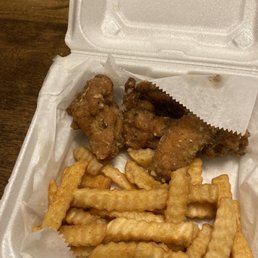 Garlics Parm wings and fries