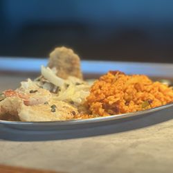 La Cocina Del Navegante - Chef special Mero whit shrimps and Mampo