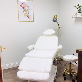 Saint Aesthetix - Aesthetix Room 2 - Medical Spas Near Me - Monrovia, California Saint Aesthetix - Aesthetix Room 2 - Medical Spas Near Me - Monrovia, California
