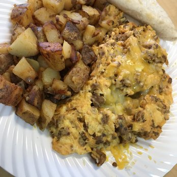 Wild Horse Cafe  - Breakfast & Brunch Near Me - Fallon, Nevada