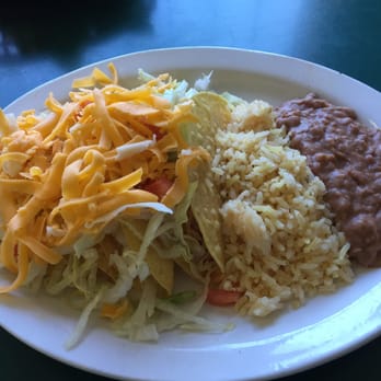 Jesus Restaurant - Hard shell chicken tacos - I dipped mine in the salsa! - Barbeque Near Me - Fort Worth, Texas Jesus Restaurant - Hard shell chicken tacos - I dipped mine in the salsa! - Barbeque Near Me - Fort Worth, Texas