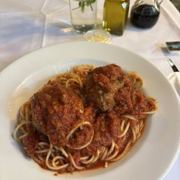 Spaghetti with meat sauce & two large meatballs. Spaghetti with meat sauce & two large meatballs.
