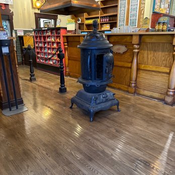Potbelly - Heavy cast iron stove - Sandwiches Near Me - Gurnee, Illinois