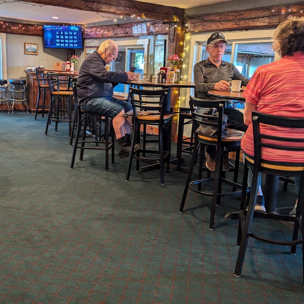 River's Edge Grille & Tavern - Resturant - American Near Me - Ossipee, New Hampshire River's Edge Grille & Tavern - Resturant - American Near Me - Ossipee, New Hampshire