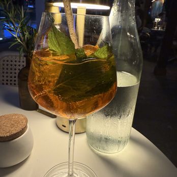 Motek Brickell - Non alcoholic Italy spirit - Mediterranean Near Me - Miami, Florida Motek Brickell - Non alcoholic Italy spirit - Mediterranean Near Me - Miami, Florida