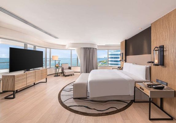 Conrad Manila by null