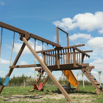 Granite Springs Lodge - Cottage: Playground - Hotels Near Me - Alexandria, South Dakota Granite Springs Lodge - Cottage: Playground - Hotels Near Me - Alexandria, South Dakota