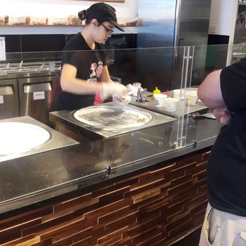 Freezing Moo - Ice Cream & Frozen Yogurt Near Me - Wichita, Kansas
