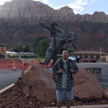 Bumbleberry Inn - :) My love - Hotels Near Me - Springdale, Utah