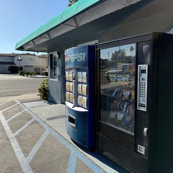 Super 7 Motel - Hotels Near Me - Anaheim, California Super 7 Motel - Hotels Near Me - Anaheim, California