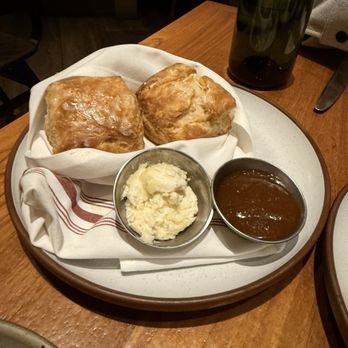 Yardbird - Half order or biscuits - Southern Near Me - Los Angeles, California Yardbird - Half order or biscuits - Southern Near Me - Los Angeles, California