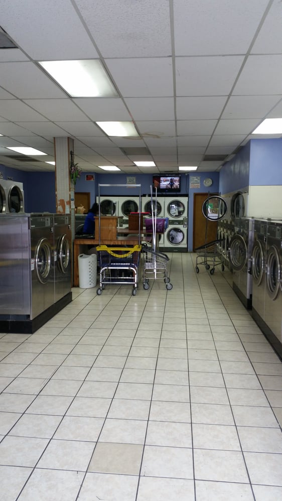 BEST LAUNDROMAT Updated September 2024 23839 108th Ave SE, Kent, Washington Laundromat