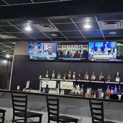 Sands Seafood and Sports - Bar
