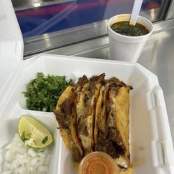 Tacos Rubi - Quesabirria