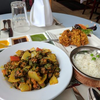 Himalayan - Bhindi Do Pyaza Vegan Curry - "Crispy Okra, onion with spices & mango powder" - Himalayan/Nepalese Near Me - Windsor, California