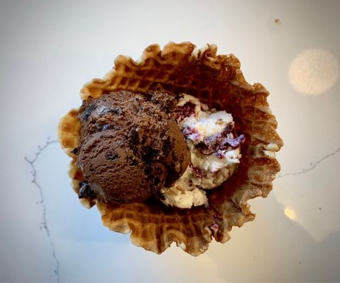 Jeni's Splendid Ice Creams by null