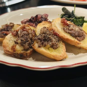 Goldie's - Bone marrow bruschetta - New American Near Me - Dallas, Texas Goldie's - Bone marrow bruschetta - New American Near Me - Dallas, Texas