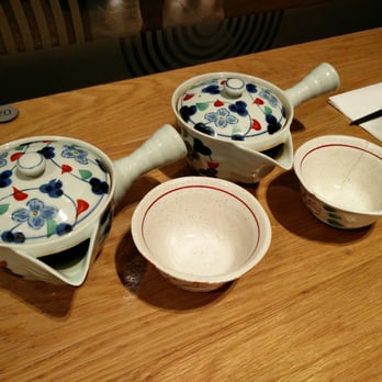 Shoryu Ramen - Warm green tea. - Japanese Near Me - London, XGL Shoryu Ramen - Warm green tea. - Japanese Near Me - London, XGL