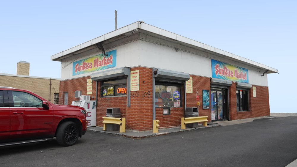 SUNRISE MARKETS AND FUELS Updated August 2024 108 William St
