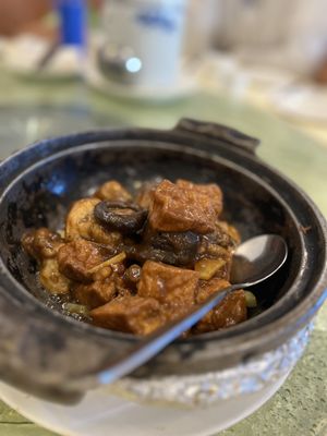 Cheung Hing Restaurant by null