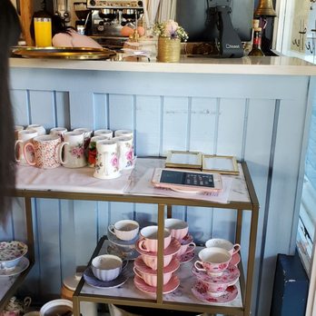 Little Hen - Inside - Breakfast & Brunch Near Me - Weston, Florida Little Hen - Inside - Breakfast & Brunch Near Me - Weston, Florida
