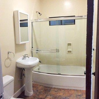 California Apartments - typical bathroom in the apartments - Apartments Near Me - Berkeley, California California Apartments - typical bathroom in the apartments - Apartments Near Me - Berkeley, California