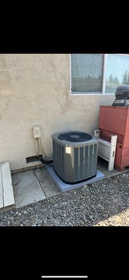 New System retrofit - The existing system was in poor shape, leaks everywhere cause the evaporator coil to clog up and increase their Electric Bill and cause discomfort in the home. Mays Heating and Air showed the clients their problems, and gave them options to repair the system, or replace the system. The clients chose a brand new high quality Trane system, and they couldn’t be happier! These jobs typically take 1 full day, so you’ll wake up with your old system, and go to sleep in your new found comfort!