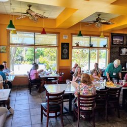 Shalimar Indian  Restaurant - Indoor dining