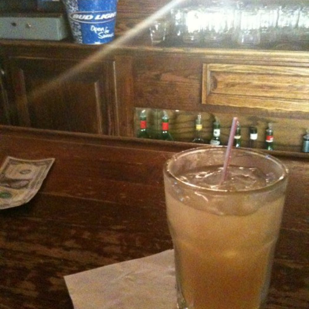 John & Zeke's Bar - My drink - Bars Near Me - Healdsburg, California