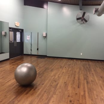 The Hub Gym - Gyms Near Me - Broken Arrow, Oklahoma The Hub Gym - Gyms Near Me - Broken Arrow, Oklahoma