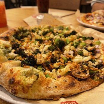 MOD Pizza - Veggie Pizza - Pizza Near Me - Waxahachie, Texas