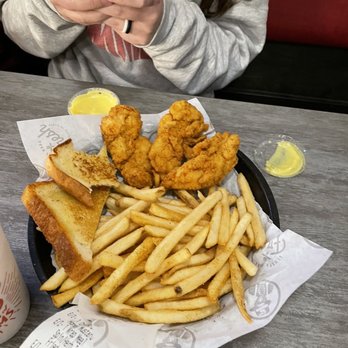 Slim Chickens - Slim Chickens 3-piece - Southern Near Me - Madison, Alabama