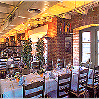 Hamburger Elbspeicher - Pubs Near Me - Hamburg, HH