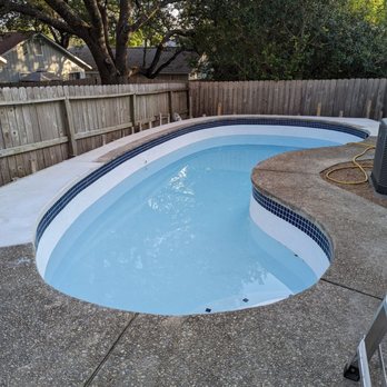 South Texas Pool Tile Cleaning - Pool & Hot Tub Service Near Me - San Antonio, Texas South Texas Pool Tile Cleaning - Pool & Hot Tub Service Near Me - San Antonio, Texas