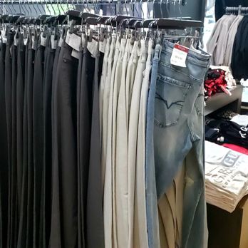G by Guess - Women's Clothing Near Me - Plantation, Florida