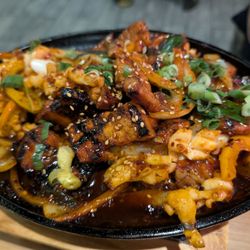 Mokja - Pork belly & squid platter