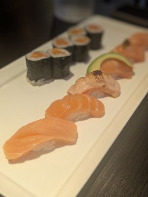 Nabe Sushi by null