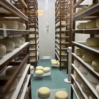 Sweet Land Farm - Cheese Shops Near Me - Waialua, Hawaii Sweet Land Farm - Cheese Shops Near Me - Waialua, Hawaii