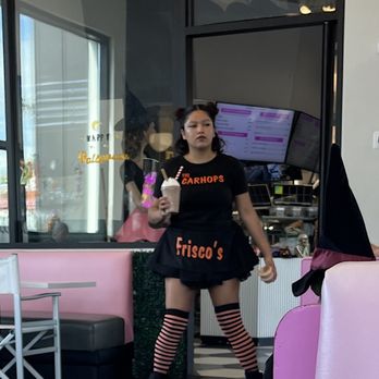 Frisco's Carhops - carhops on skates - American Near Me - Whittier, California