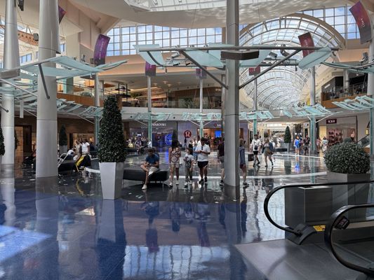 The Mall at Millenia by null