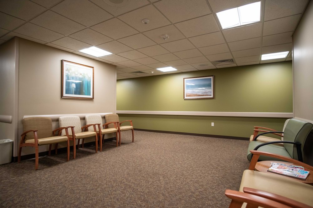 HENRY FORD ALLEGIANCE WOUND CARE AND HYPERBARIC CENTER 11 Photos