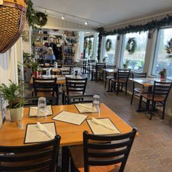 Allison Home & Garden By Sullivan - Cafe
