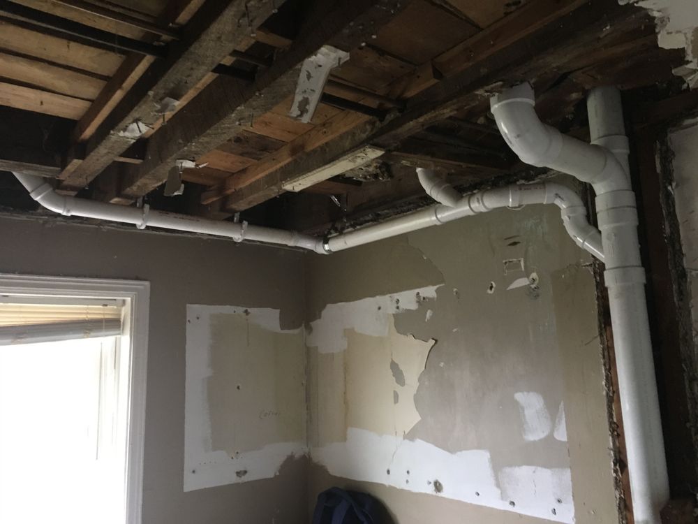 Slide of Aqua Plumbing Pros