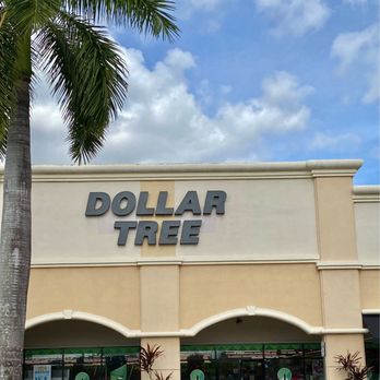 Dollar Tree - Storefront - Discount Store Near Me - Coral Springs, Florida